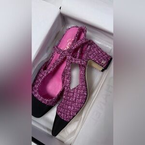 Slingback Tweed Block Heel Pumps – Pink & Black size 38EU / 7.5US